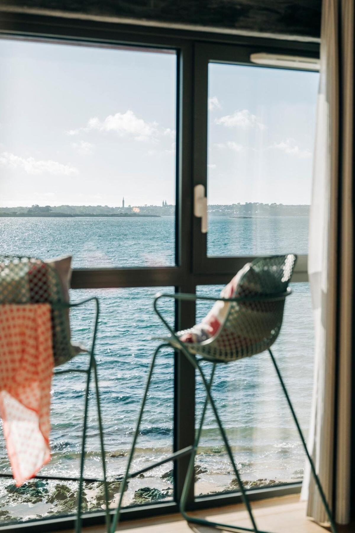 Le Chantier D 'Ernest- Loft T4 Les Pieds Dans L' Eau Carantec Exterior photo
