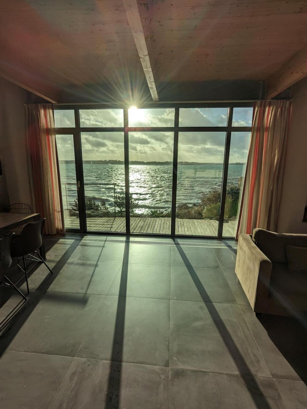 Le Chantier D 'Ernest- Loft T4 Les Pieds Dans L' Eau Carantec Exterior photo